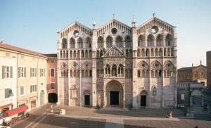 Incontri gay a Ferrara: locali, spiagge ed iniziative